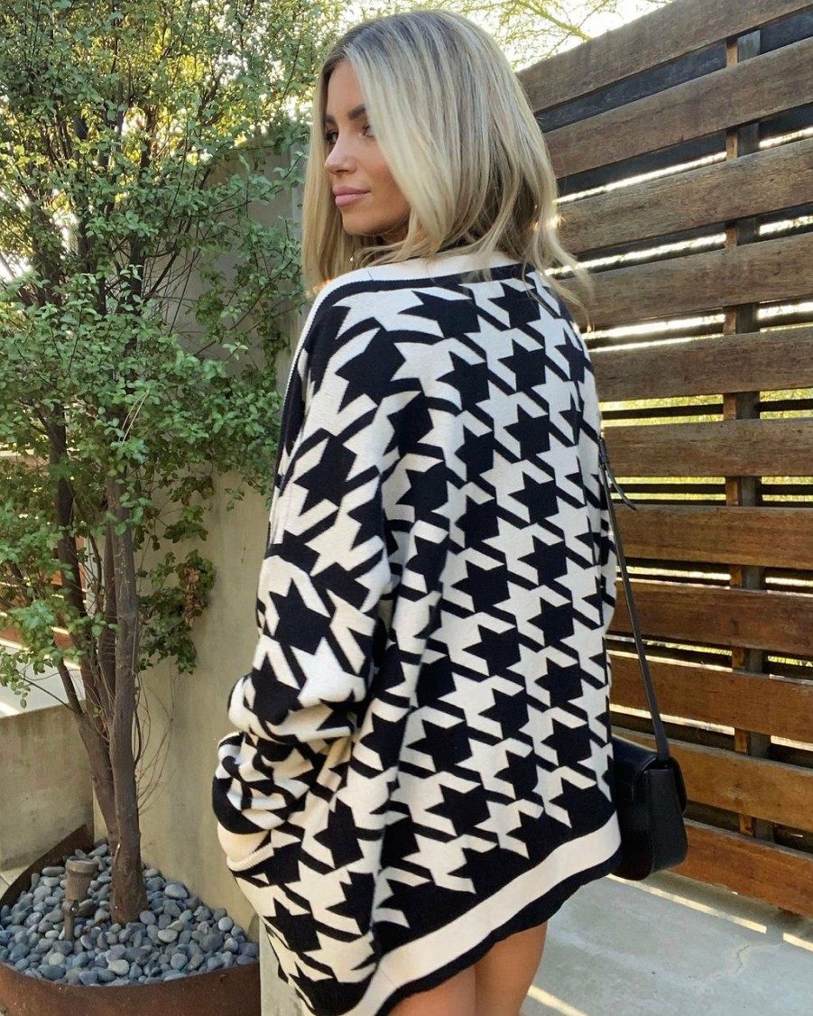 Clothing * | Acoa-001 Alexandrine Pocketed Houndstooth Knit Cardigan All Clothing